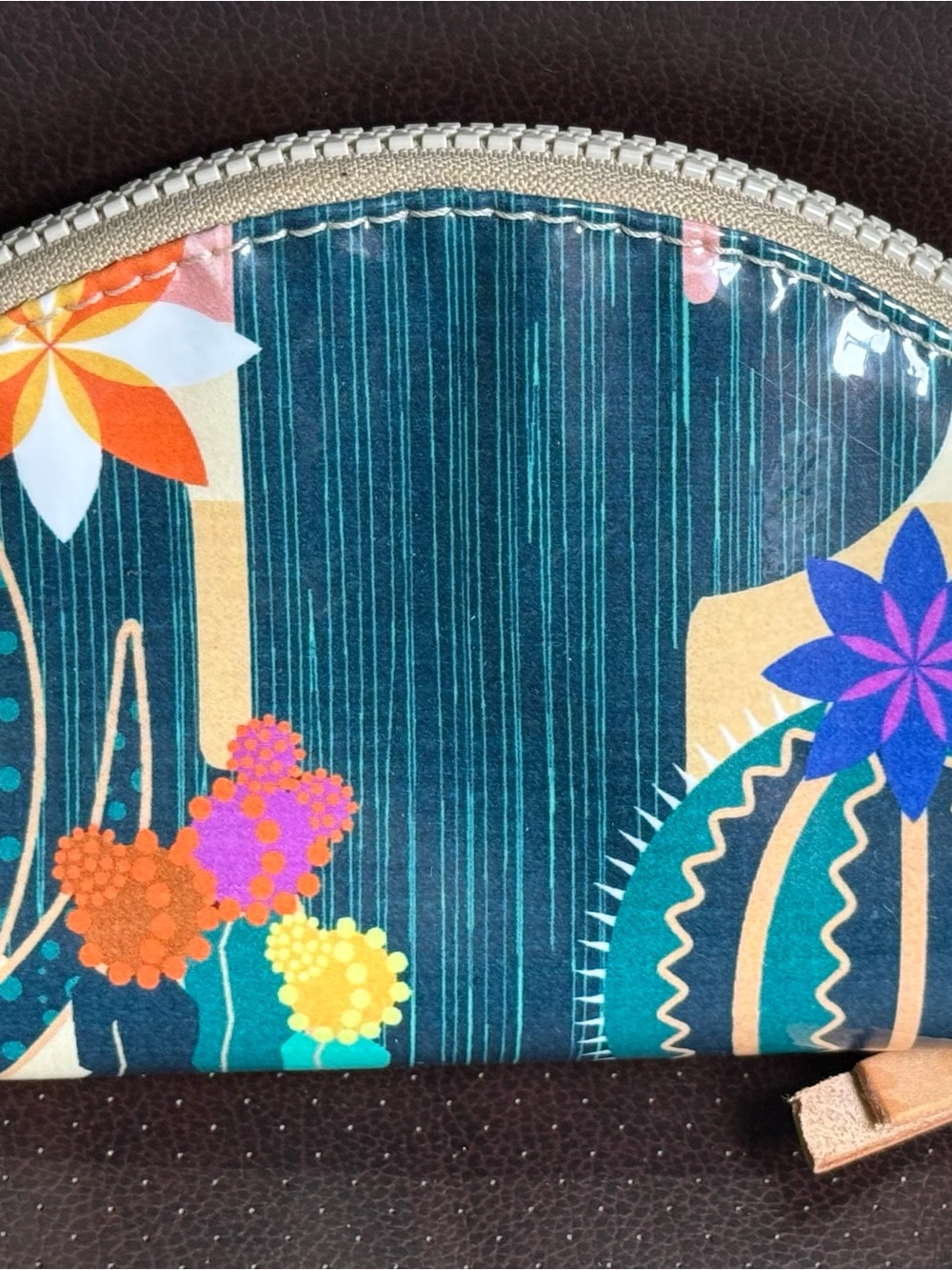 Consuela Medium Cosmetic Case - Picture 3 of 8